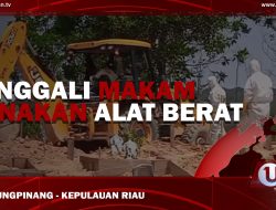 [Video] Penggali Makam Gunakan Alat Berat