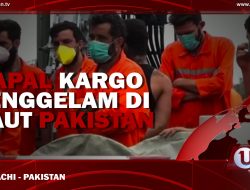 [Video] Kapal Kargo Tenggelam di Laut Pakistan