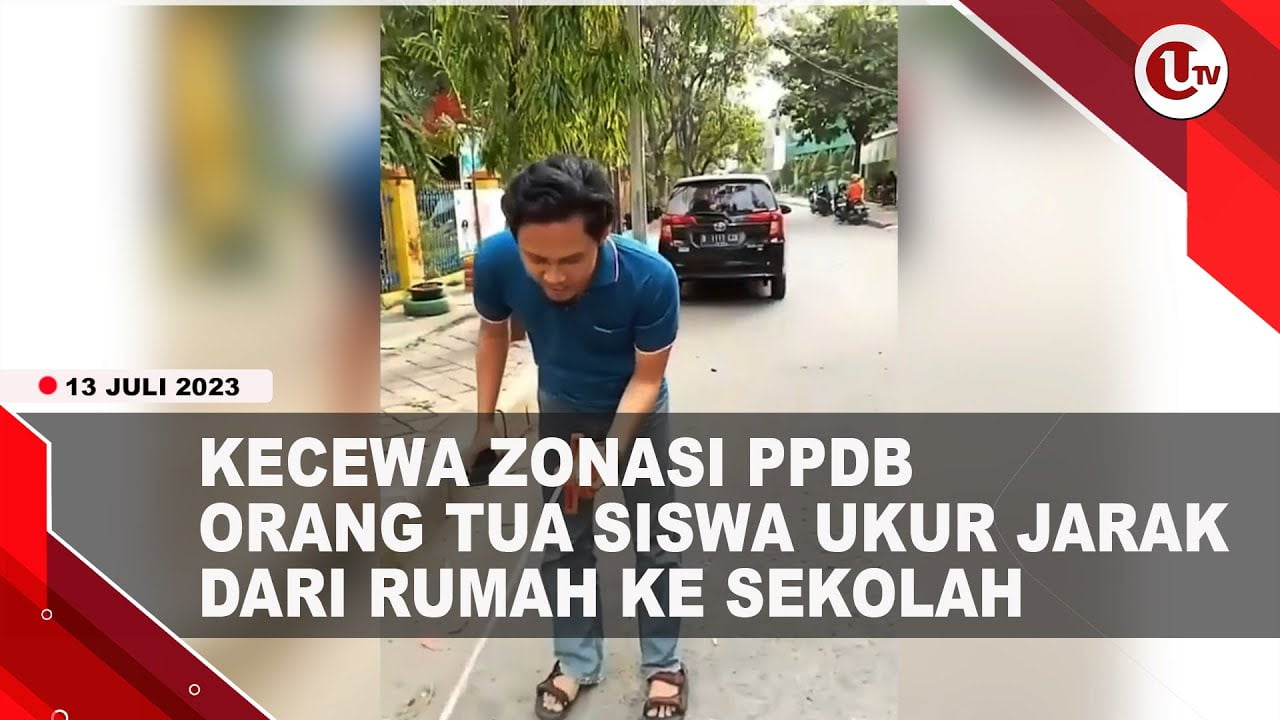 [Video] Orang Tua Siswa Ukur Jarak dari Rumah ke Sekolah Menggunakan Meteran
