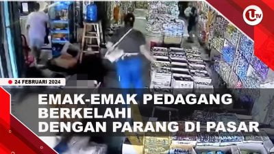 [Video] Bawa Parang, Pedagang Ikan Berkelahi dengan Pedagang Nangka