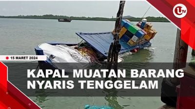 [Video] Kapal Muatan Barang Miring di Perairan Tokojo Kijang