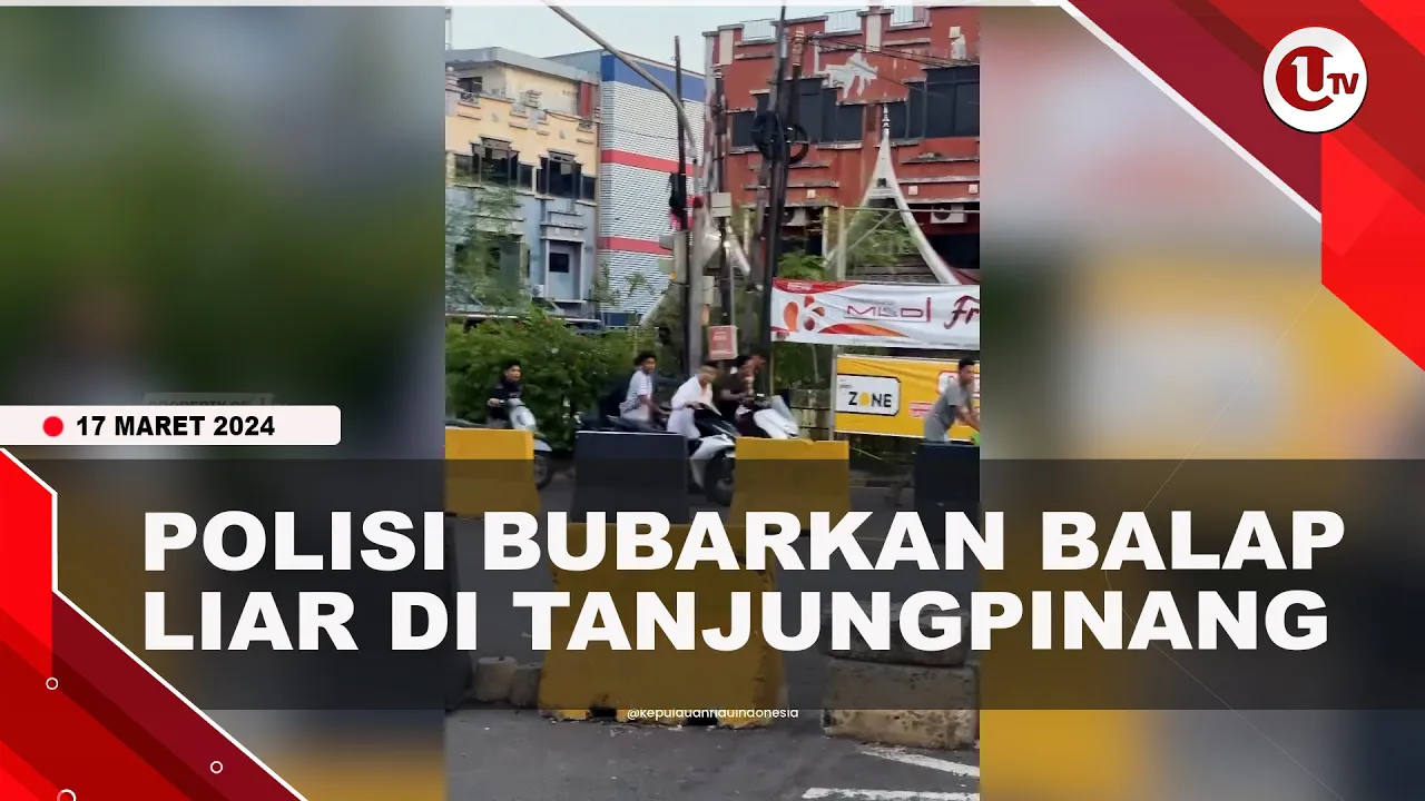PULUHAN REMAJA DORONG MOTOR KE KANTOR POLISI
