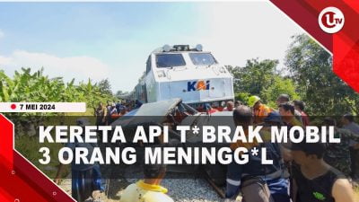 [Video] Kereta Api Tabrak Mobil Terseret Sejauh 150 Meter