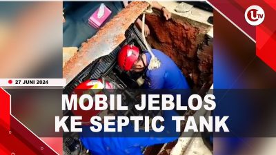 [Video] Momen Petugas Damkar Evakuasi Mobil Jeblos ke Septic Tank