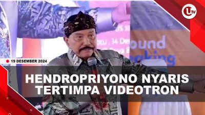 [VIDEO] Detik-Detik Eks Kepala BIN Hendropriyono Nyaris Tertimpa Videotron