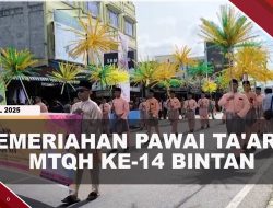 [VIDEO] Warga Padati Jalan Saksikan Pawai Ta’aruf MTQH Ke-14 Kabupaten Bintan