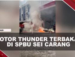 [VIDEO] Lagi Antre BBM, Motor Thunder Tiba-Tiba Terbakar Di SPBU