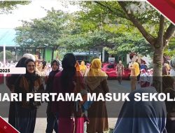 [VIDEO] Para Ayah Ikut Mengantar Anaknya Di Hari Pertama Masuk Sekolah