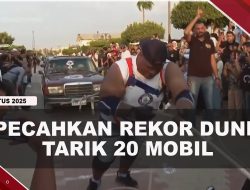 [VIDEO] Pegulat Mesir Pecahkan Rekor Dunia Tarik 20 Mobil Seberat 29 Ton | U-NEWS