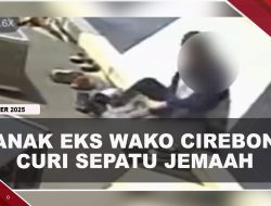 [VIDEO] Anak Eks Wali Kota Cirebon Cvri Sepatu Jemaah, Ditangkap Petugas Masjid | U-NEWS