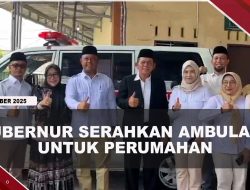 [VIDEO] Gubernur Ansar dan Ketua DPRD Serahkan Ambulans Untuk Perumahan Bukit Raya | U-NEWS