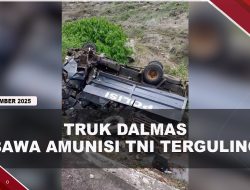 [VIDEO] Truk Dalmas Bawa Ratusan Kotak Amunisi Terguling, 2 Polisi Terluka | U-NEWS