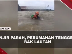 [VIDEO] Banjir Seleher Terjang Bekasi, Arus Deras Seperti Ombak Tenggelamkan Rumah Warga | U-NEWS