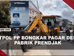[VIDEO] Pagar Pabrik Prendjak Dibongkar, Petugas Dan Kuasa Hukum Bersitegang | U-NEWS