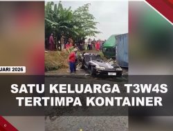 [VIDEO] Truk Kontainer Muatan Minyak Timpa Mobil Sedan, Satu Keluarga T3w4s | U-NEWS