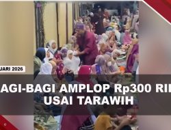 [VIDEO] Viral, Tradisi Bagi-Bagi Amplop Rp300 Ribu Usai Tarawih di Sumenep | U-NEWS