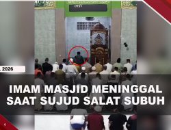 [VIDEO] Masya Allah, Imam Masjid Meninggal Saat Sujud Rakaat Kedua Salat Subuh | U-NEWS