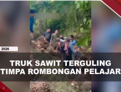 [VIDEO] Truk Sawit Terguling Timpa Belasan Pelajar, Satu Orang Meninggal | U-NEWS