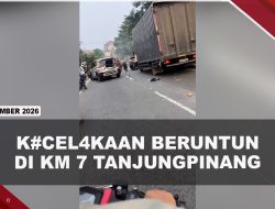 [VIDEO] Ngeri K#celakaan Beruntun di KM 7 Tanjungpinang, Diduga Lori Rem Blong | U-NEWS