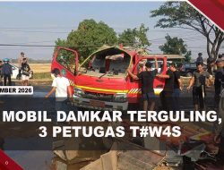 [VIDEO] Mobil Damkar Terguling Saat Menuju Lokasi Karhutla, 3 Petugas T#w4s | U-NEWS